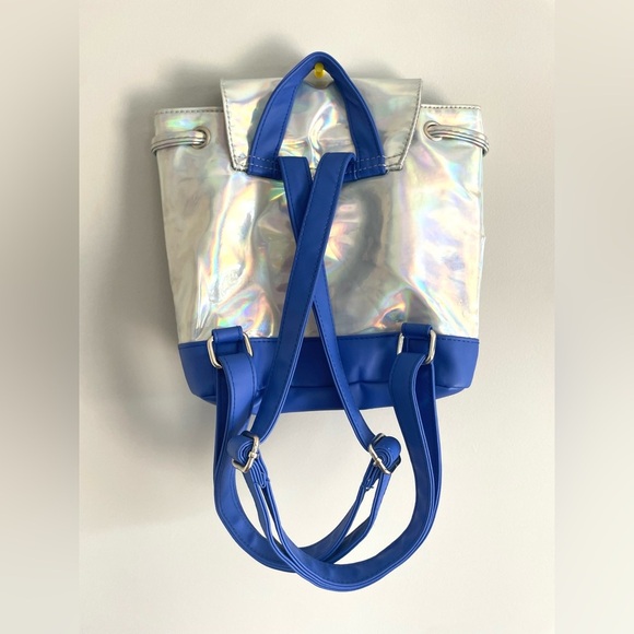 ⭐️American Girl Luciana Vega GOTY 2018 Chrome Backpack for Children - Picture 6 of 7